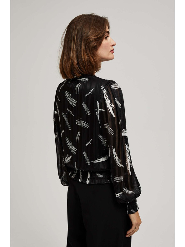 Moodo Čierna košeľa Moodo so zaväzovaným výstrihom