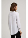 Moodo Biela blúzka s ozdobnými gombíkmi na výstrihu a rukávoch Moodo