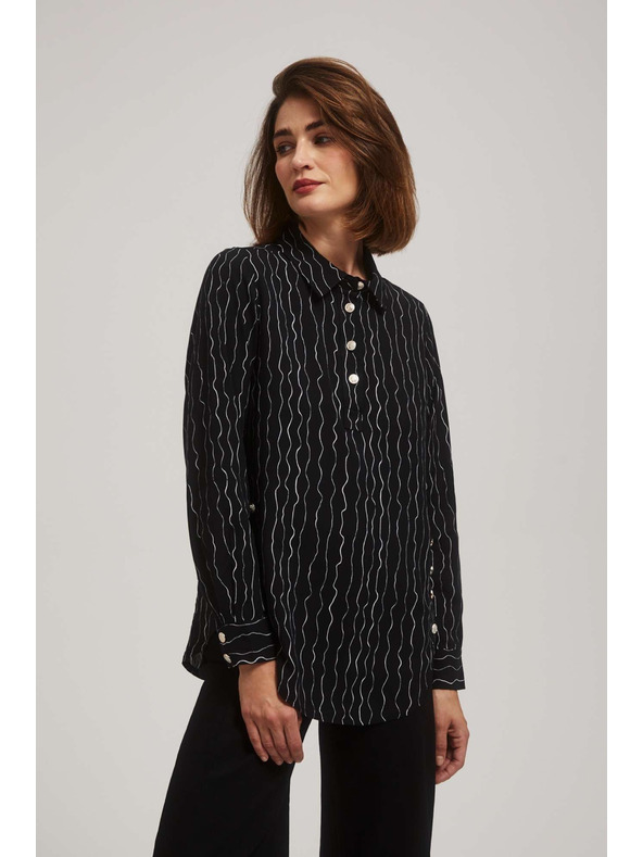 Moodo Čierna blúzka s ozdobnými gombíkmi a jemným vzorom Moodo