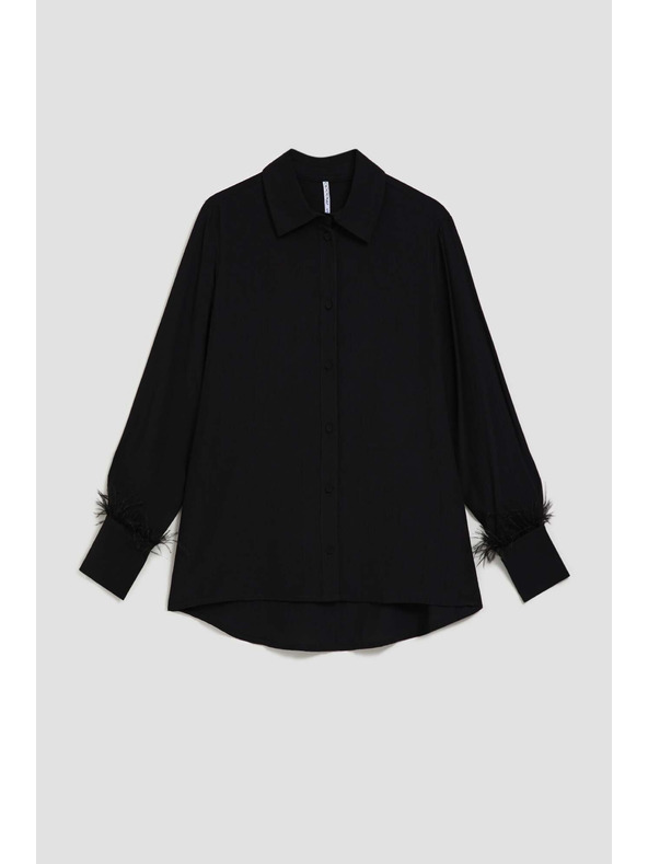 Moodo Blúzka s ozdobnými perami na rukávoch Moodo