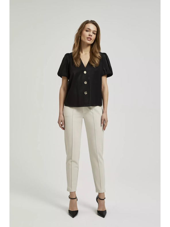 Moodo Čierna košeľa so naberanými rukávmi a ozdobnými gombíkmi Moodo