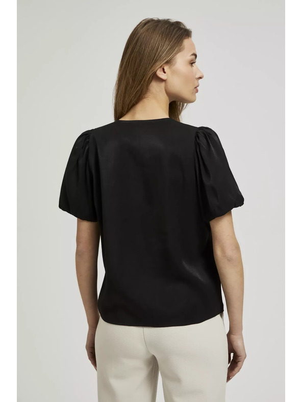 Moodo Čierna košeľa so naberanými rukávmi a ozdobnými gombíkmi Moodo