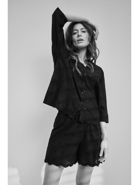 Moodo Čierna oversize košeľa na gombíky Moodo