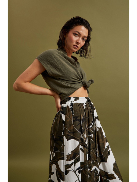 Moodo Bavlnené tričko so V-výstrihom, olivové Moodo