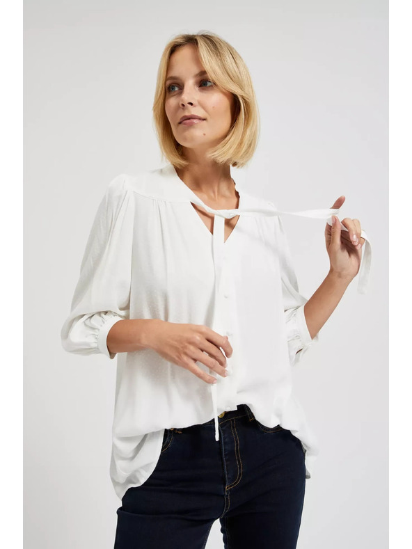 Moodo Biela košeľa Moodo zapínaná na gombíky so viazaným výstrihom