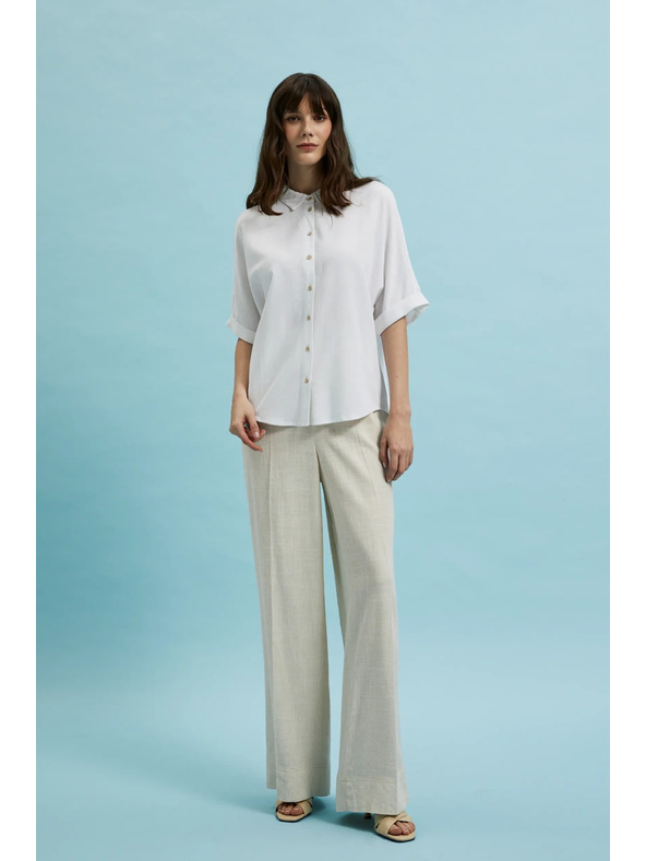 Moodo Biela košeľa s krátkymi a širokými rukávmi Moodo