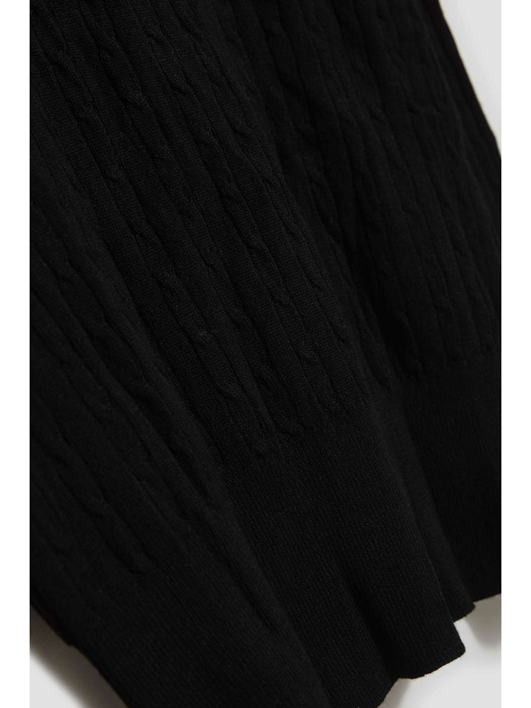 Moodo Tenký sveter so stojačkou čierny Moodo