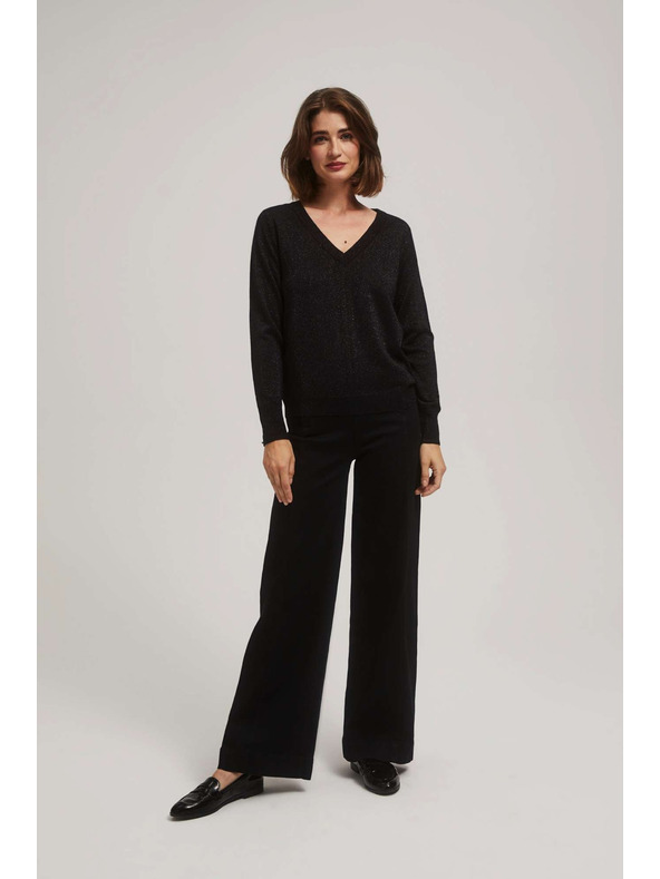 Moodo Čierny sveter s metalickým vláknom a výstrihom do V Moodo
