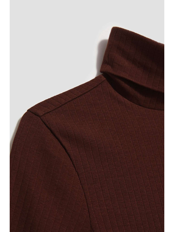 Moodo Žebrovaná blúzka so stojačkom hnedá Moodo