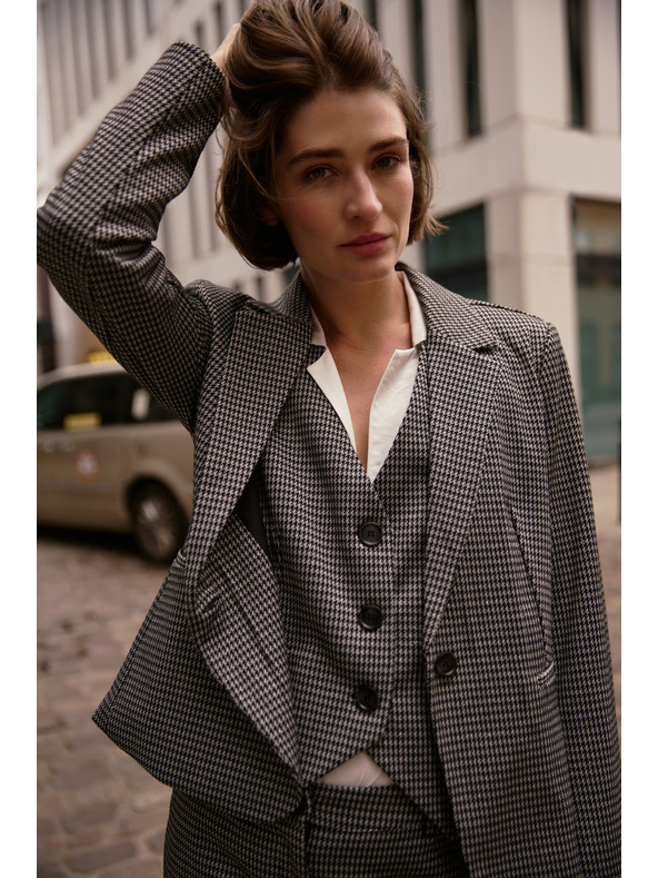 Moodo Elegantná vesta šedá Moodo