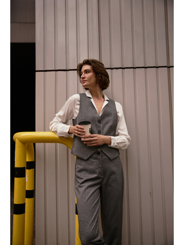 Moodo Elegantná vesta šedá Moodo