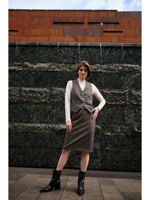 Moodo Elegantná vesta tmavo béžová Moodo