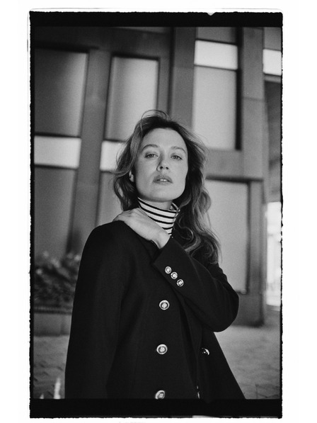 Moodo Sako so zdobnými gombíkmi čierne Moodo