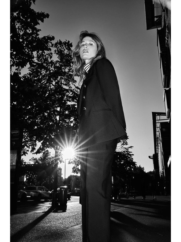 Moodo Sako so zdobnými gombíkmi čierne Moodo