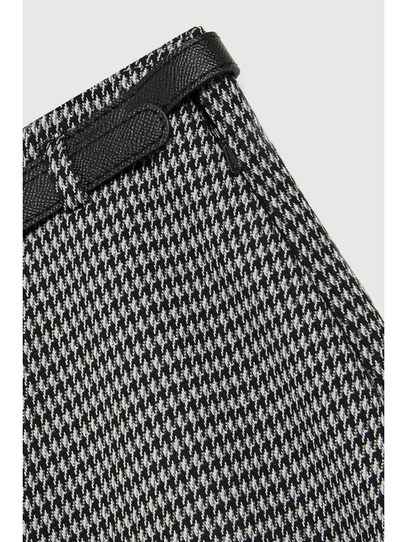 Moodo Sukňa v pepito vzore šedá Moodo