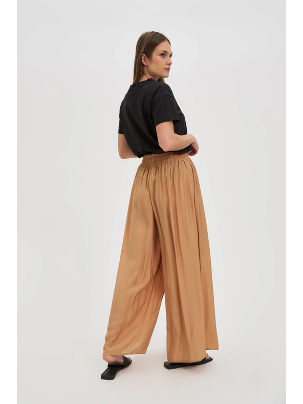 Moodo Viskózové nohavice so širokými nohavicami béžové Moodo