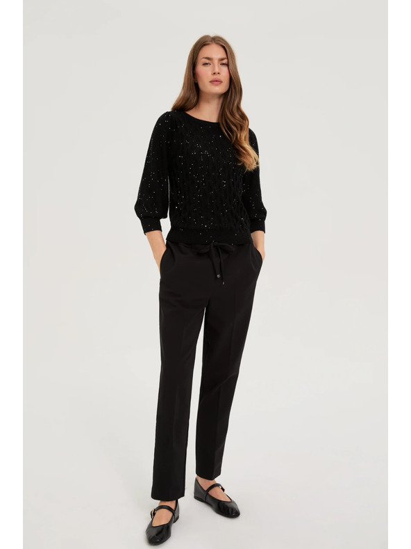Moodo Čierne nohavice so štruktúrou a rovnými nohavicami Moodo