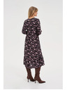 Moodo Čierne midi šaty s kvetmi Moodo