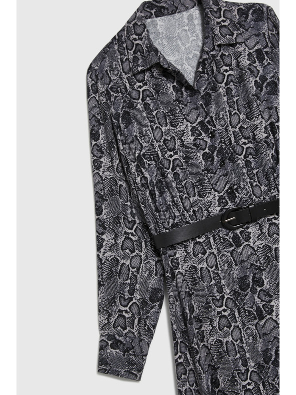 Moodo Viskózové šaty s páskom sivé Moodo