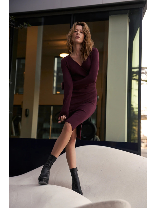 Moodo Pletené burgundské šaty Moodo