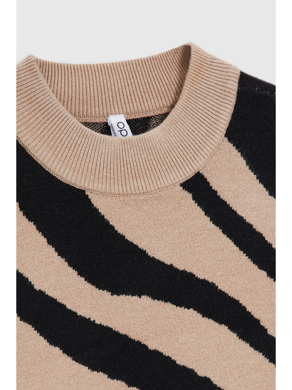 Moodo Priliehavé béžové šaty Moodo