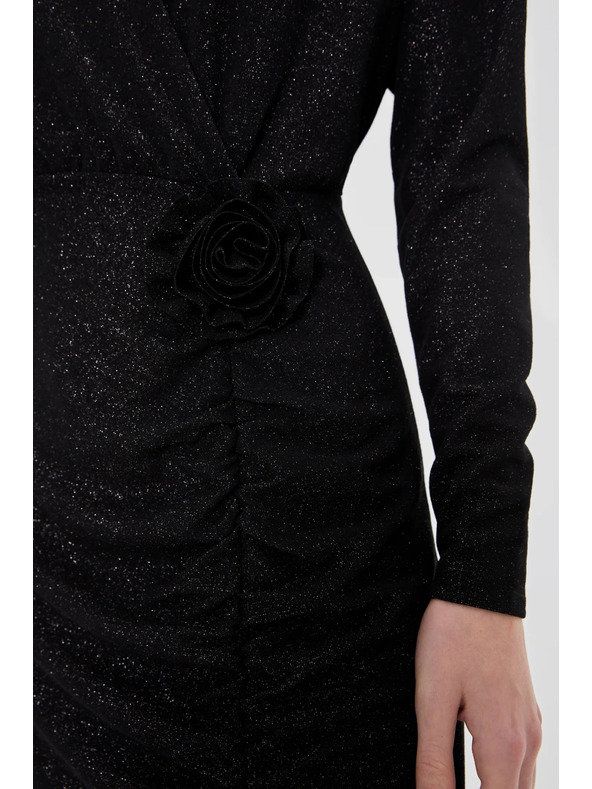 Moodo Čierne maxi šaty s rozparkom Moodo