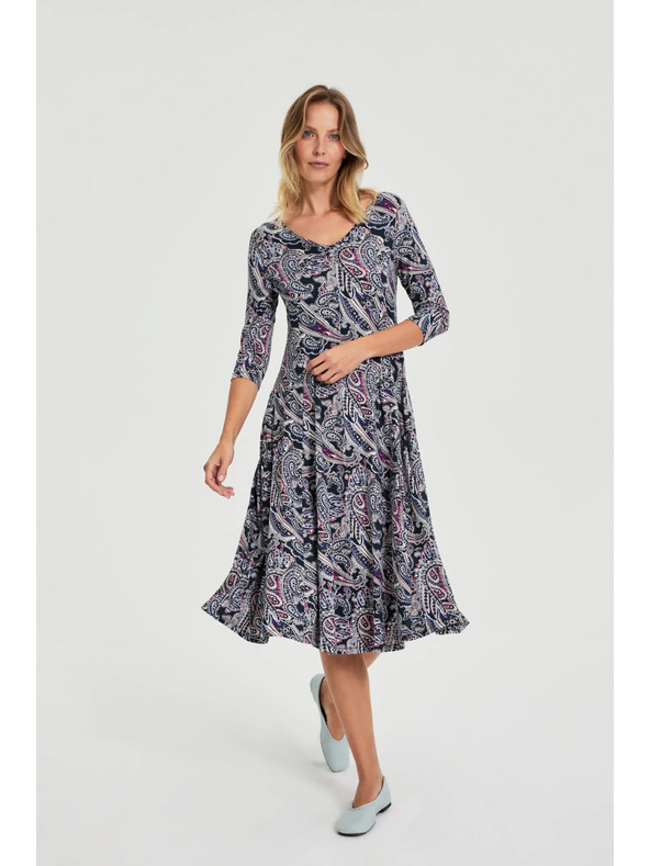 Moodo Tmavo modré šaty so vzorom paisley Moodo