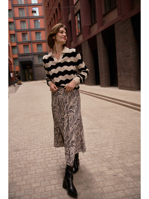 Moodo Sveter s golierom béžový Moodo