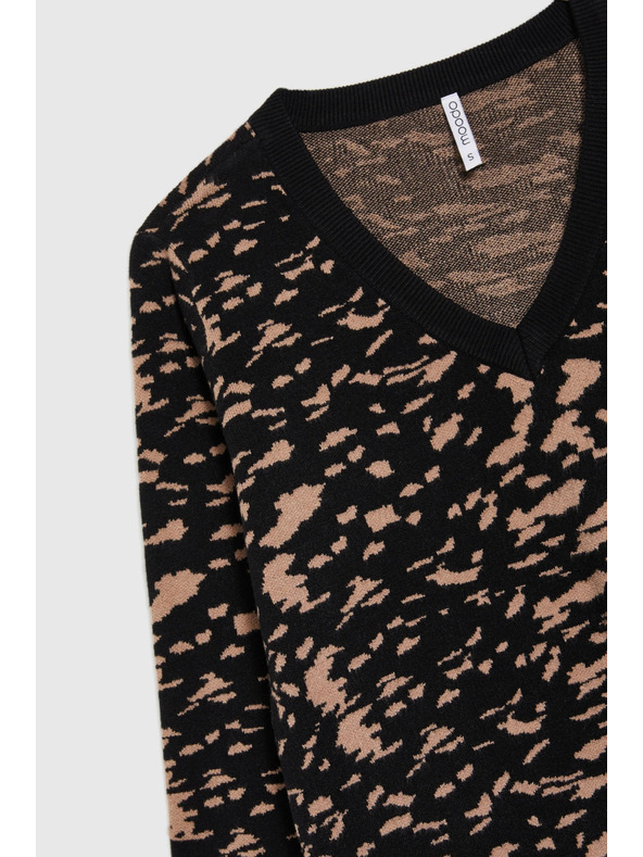 Moodo Sveter jednoduchého strihu čierny Moodo