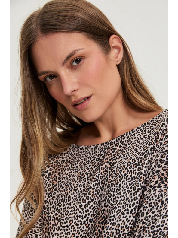 Moodo Sveter s leopardím vzorom béžový Moodo