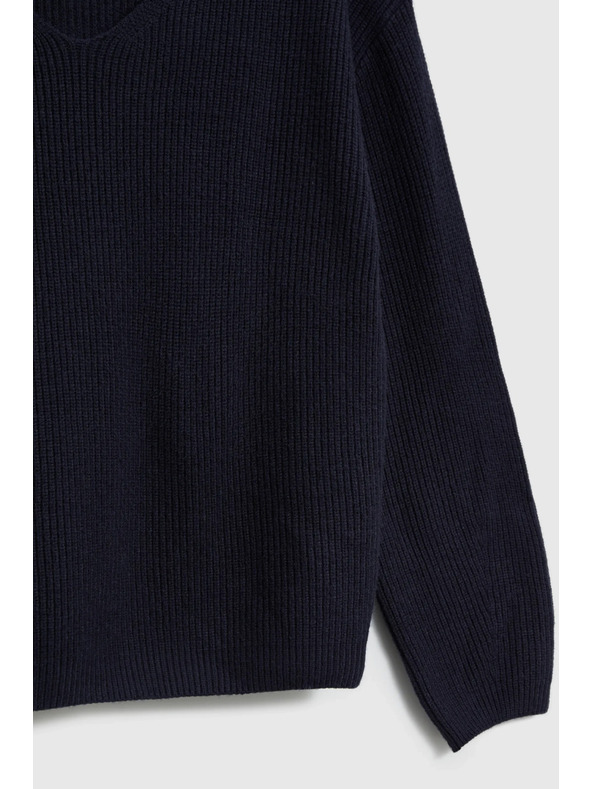 Moodo Sveter jednoduchého strihu tmavo modrý Moodo