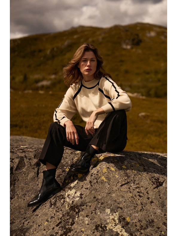 Moodo Sveter s polovičnou stojačkou béžový Moodo