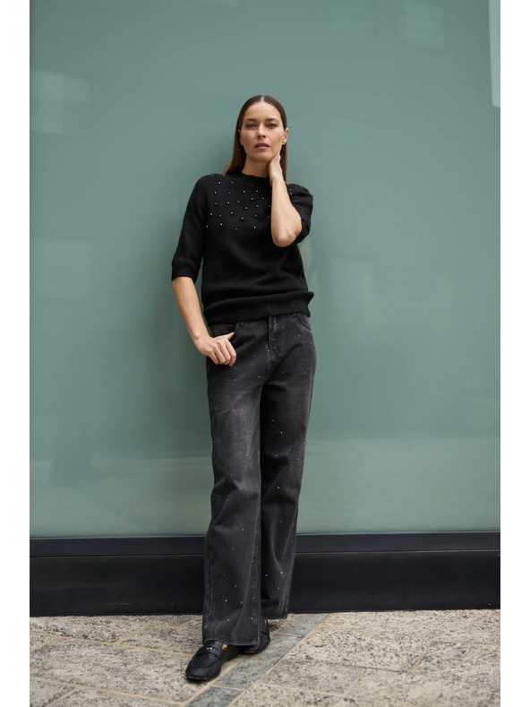 Moodo Sveter zdobený korálkami čierny Moodo