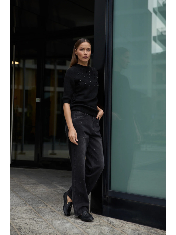 Moodo Sveter zdobený korálkami čierny Moodo