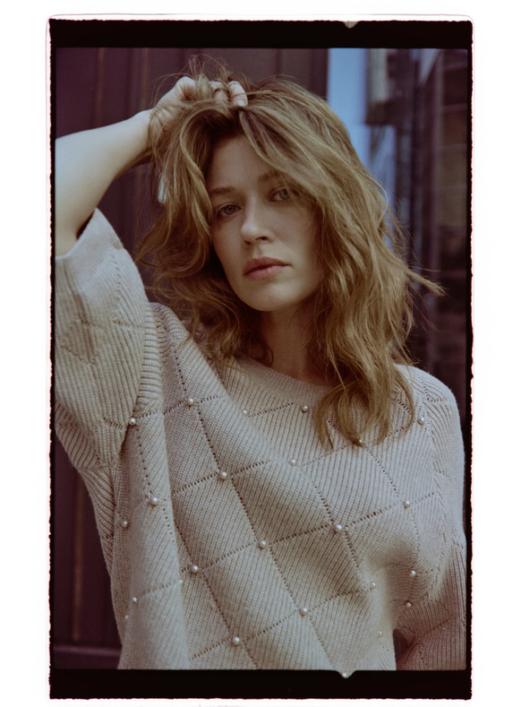 Moodo Béžový sveter zdobený korálkami Moodo