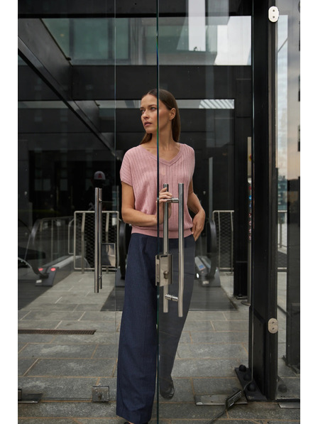 Moodo Ružový sveter s krátkymi rukávmi Moodo