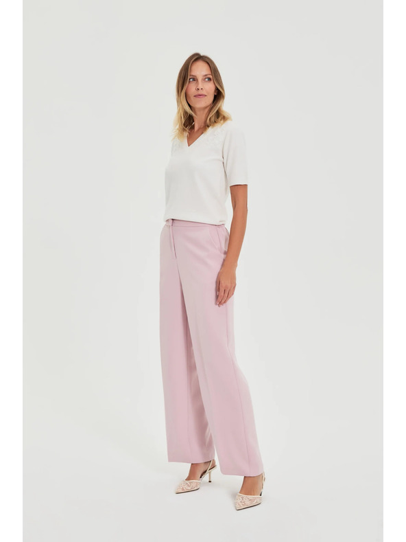 Moodo Biely sveter s krátkymi rukávmi a výstrihom do V Moodo