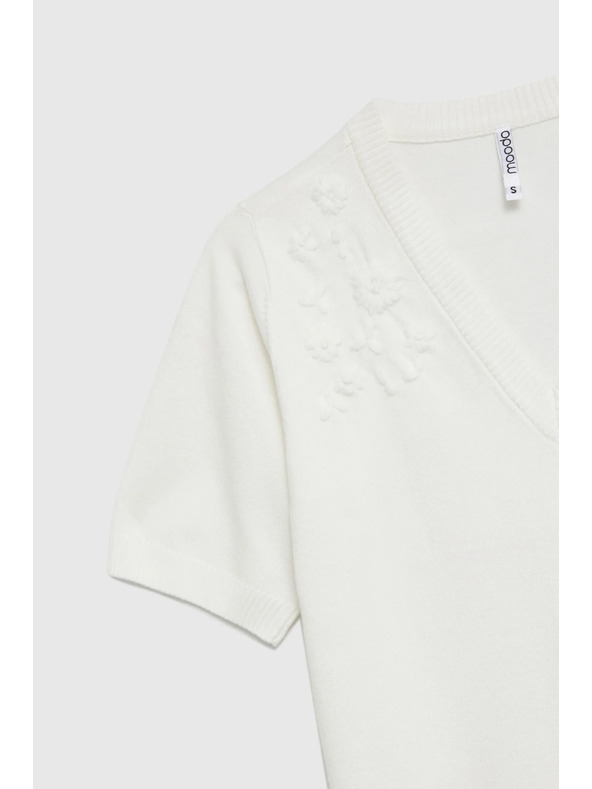 Moodo Biely sveter s krátkymi rukávmi a výstrihom do V Moodo