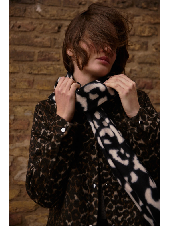 Moodo Krémový šál s leopardím vzorom Moodo