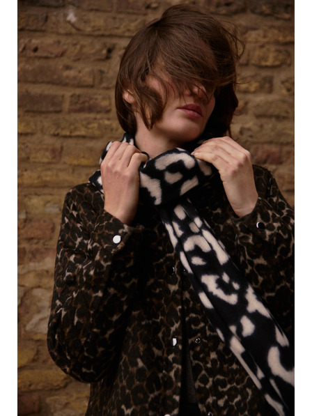 Moodo Krémový šál s leopardím vzorom Moodo