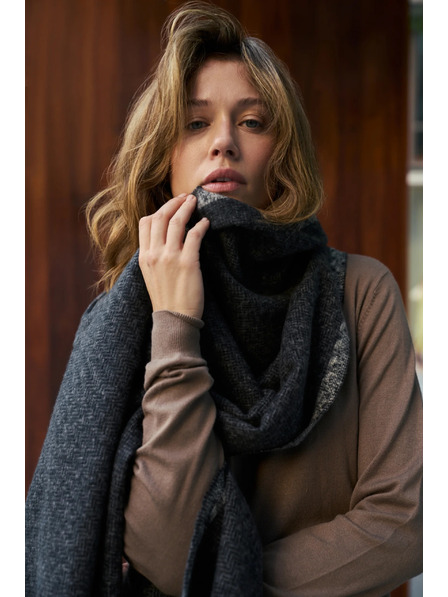 Moodo Hladký tmavosivý šál Moodo