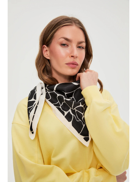 Moodo Vzorovaný šatka čierna Moodo