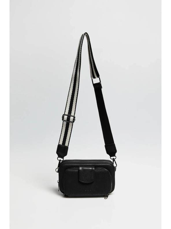 Moodo Čierna taška na širokom páse Moodo