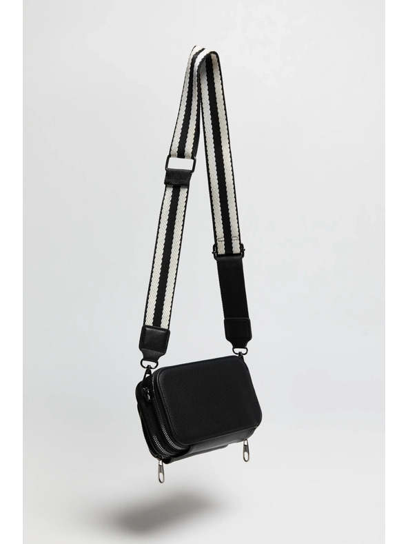 Moodo Čierna taška na širokom páse Moodo