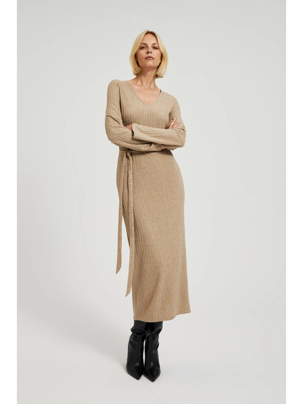 Moodo Rebrované šaty midi béžové Moodo