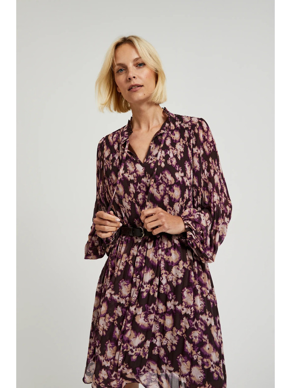 Moodo Plisované šaty s opaskom hnedé Moodo