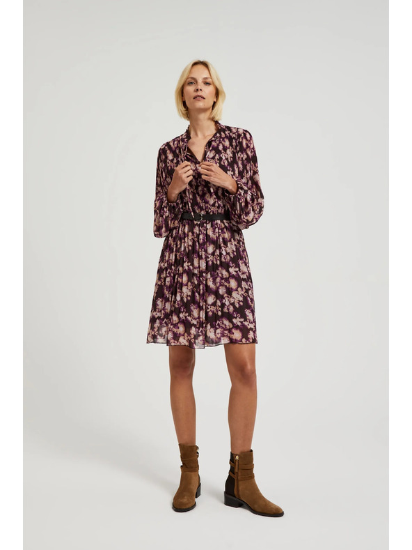 Moodo Plisované šaty s opaskom hnedé Moodo