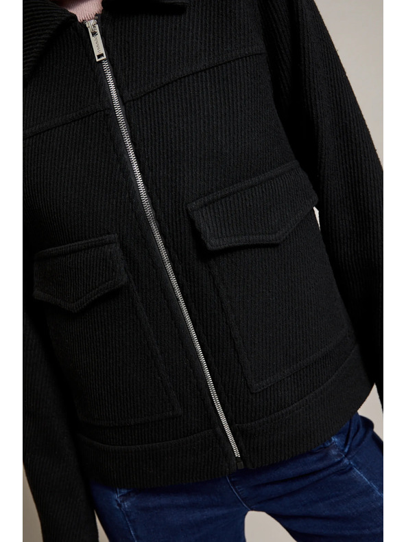 Moodo Čierna bunda s veľkými vreckami Moodo