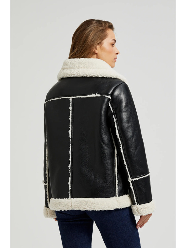 Moodo Čierna bunda s kožušinovým golierom Moodo