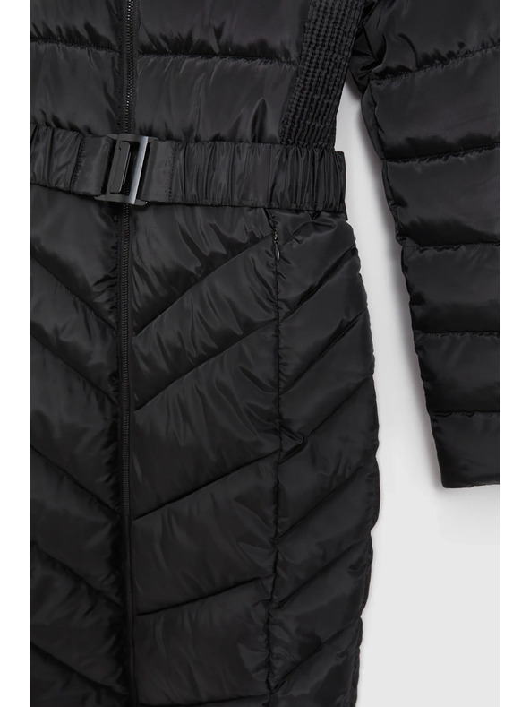 Moodo Prešívaná bunda s páskom čierna Moodo